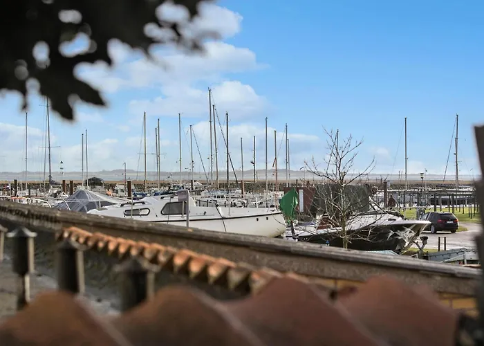 Dom wakacyjny Lovely In With Wifi *